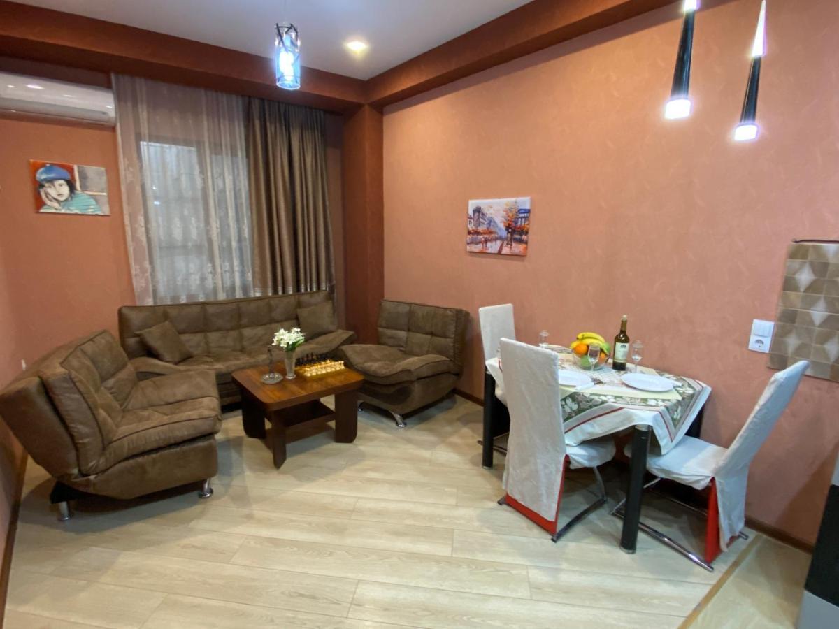 Metta Tbilisi Apartment Esterno foto